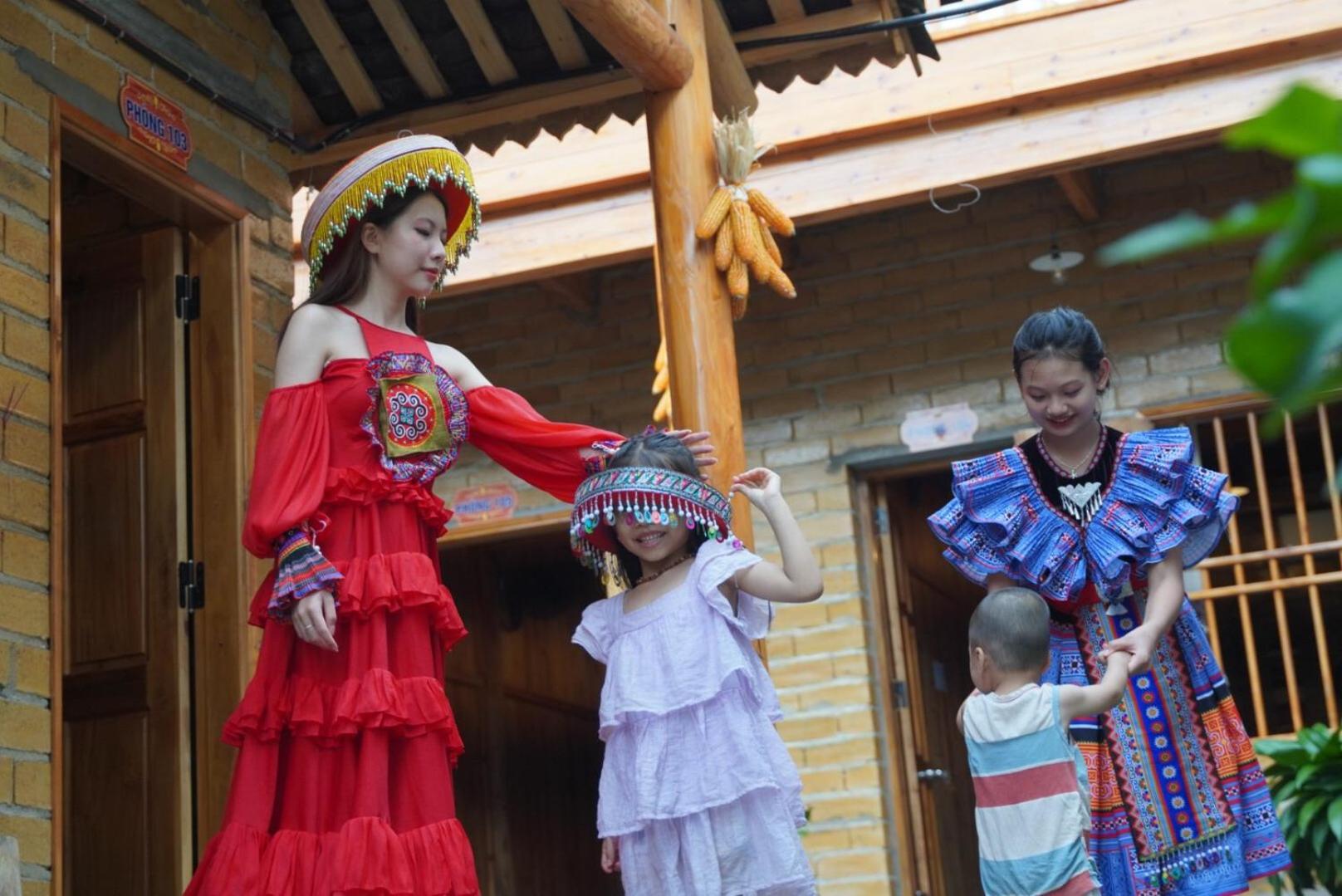 Tom Tep Homestay ハザン エクステリア 写真